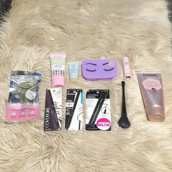 Makeup lot - Picture 1 of 7